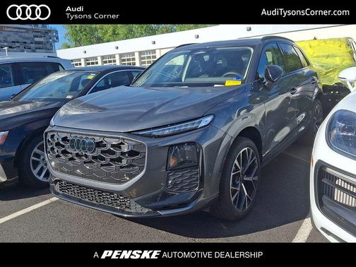 Daytona Gray Pearl Effect 2026 Audi Q3 TFSI quattro S tronic