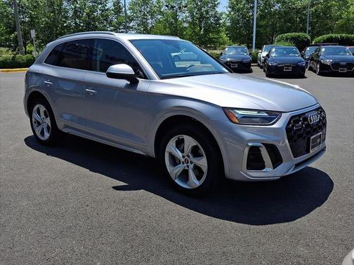 2024 Audi Q5 45 S line Premium Plus