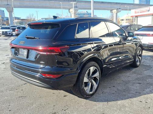 2025 Audi Q6 e-tron Premium Plus quattro