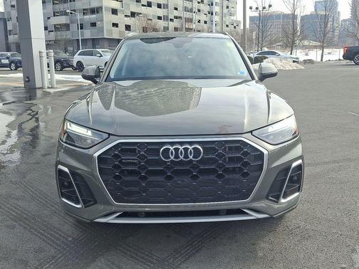 2024 Audi Q5 e 55 S line Premium Plus