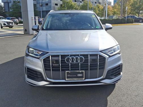2022 Audi Q7 55 Prestige