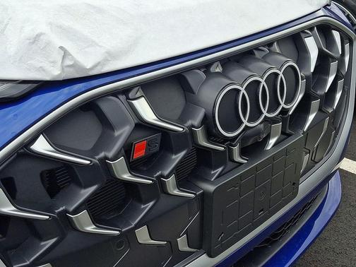 2026 Audi SQ5 3.0T Premium Plus