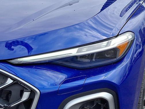 Ultra Blue Metallic 2026 Audi SQ5 3.0T Premium Plus