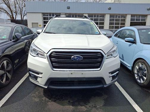 Crystal White Pearl 2019 Subaru Ascent Touring 7-Passenger