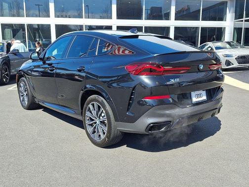 2021 BMW X6 xDrive40i