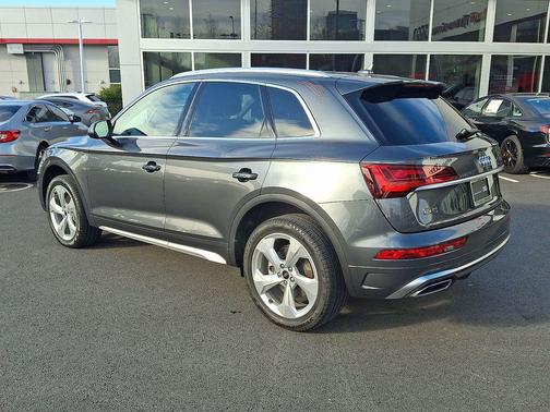2024 Audi Q5 45 S line Premium Plus