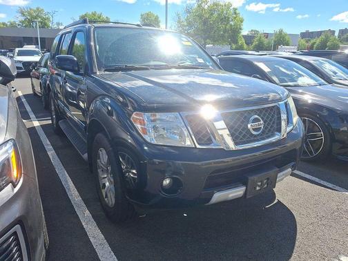 Super Black 2012 Nissan Pathfinder LE