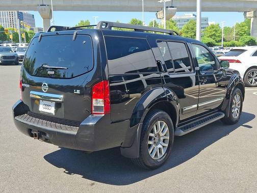 Super Black 2012 Nissan Pathfinder LE