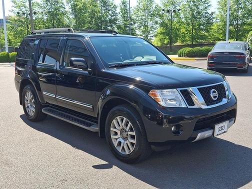 Super Black 2012 Nissan Pathfinder LE