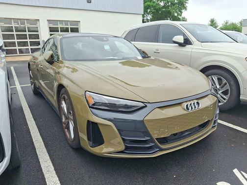 Tactical Green Metallic 2024 Audi e-tron GT Premium Plus quattro