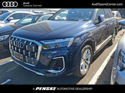 2025 Audi Q7 45 Premium Plus