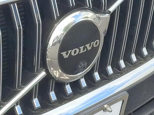 2022 Volvo XC60 B5 Inscription