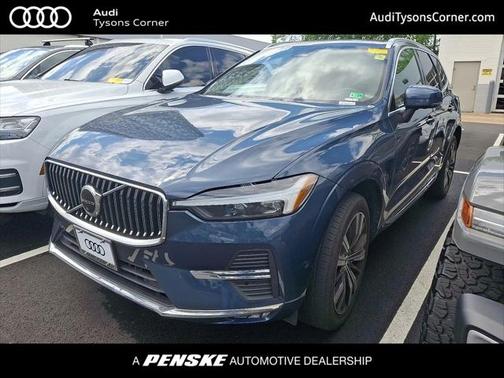 2022 Volvo XC60 B5 Inscription
