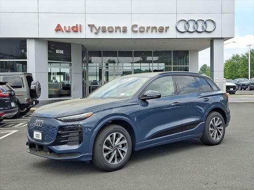 2025 Audi Q6 e-tron Premium Plus quattro