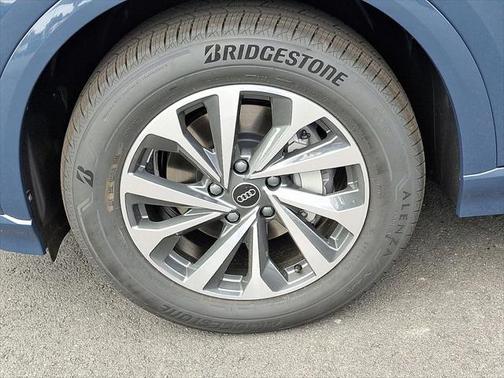 2025 Audi Q6 e-tron Premium Plus quattro