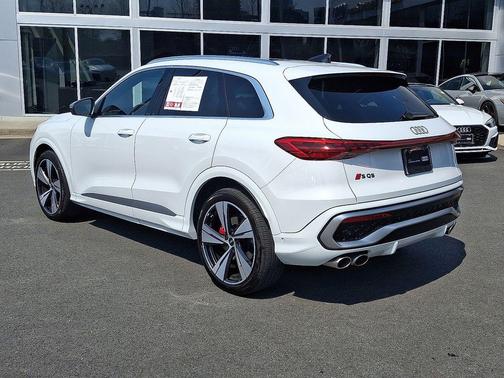Glacier White Metallic 2025 Audi SQ5 3.0T Premium Plus