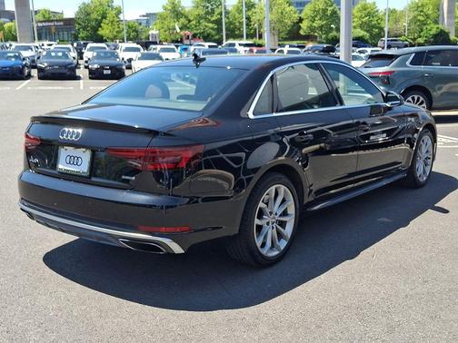 Mythos Black Metallic 2019 Audi A4 2.0T Premium Plus