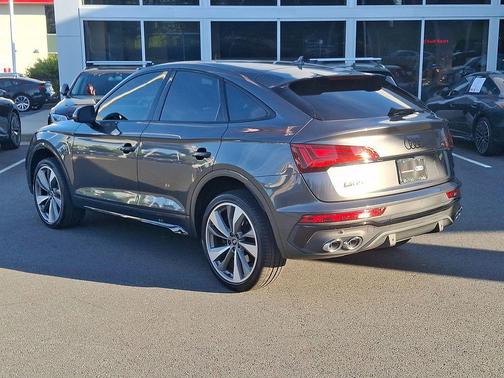Daytona Gray Pearl Effect 2023 Audi SQ5 3.0T Premium Plus