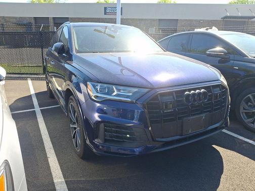 Navarra Blue Metallic 2021 Audi Q7 55 Premium Plus