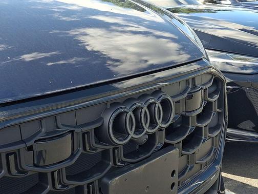Waitomo Blue Metallic 2025 Audi Q8 55 Premium Plus