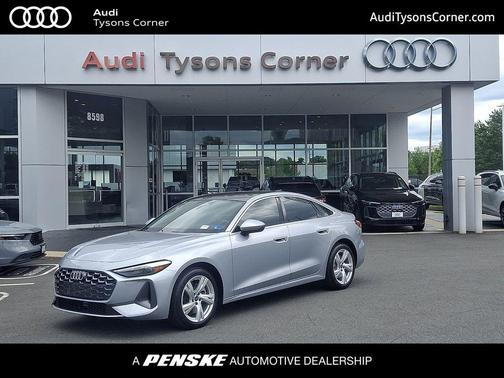 Florett Silver Metallic 2025 Audi A5 Premium TFSI quattro S tronic