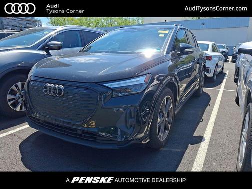 Mythos Black Metallic 2024 Audi Q4 e-tron Premium Plus 55 quattro