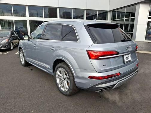 2025 Audi Q7 55 Premium