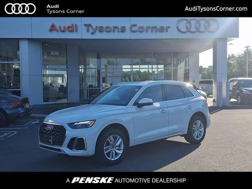 Glacier White 2023 Audi Q5 45 S line Premium