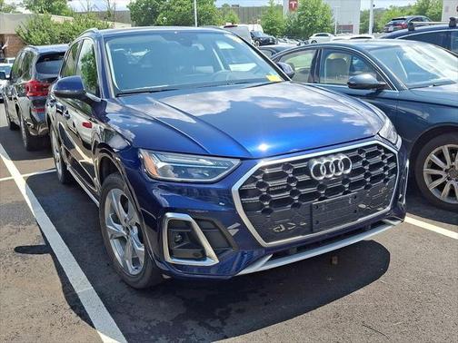 2023 Audi Q5 45 S line Premium Plus