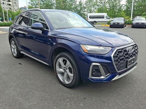 2023 Audi Q5 45 S line Premium Plus