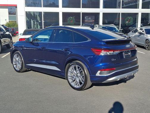 2025 Audi Q4 e-tron Sportback Premium Plus 55 quattro