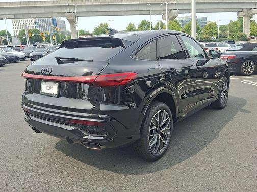 Mythos Black Metallic 2026 Audi Q5 Sportback Premium Plus TFSI quattro S tronic