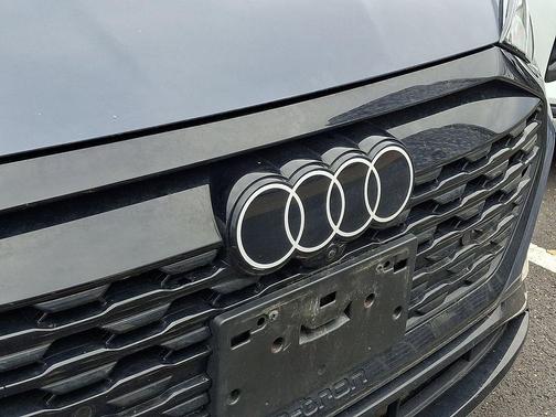 Plasma Blue Metallic 2024 Audi Q8 e-tron Premium Plus
