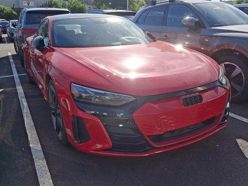 Tango Red Metallic 2024 Audi RS e-tron GT quattro