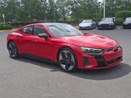 Tango Red Metallic 2024 Audi RS e-tron GT quattro