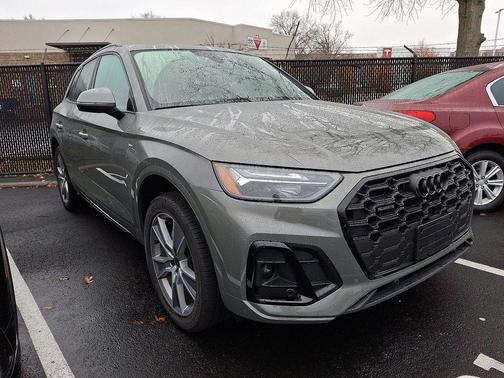 2025 Audi Q5 45 S line Premium