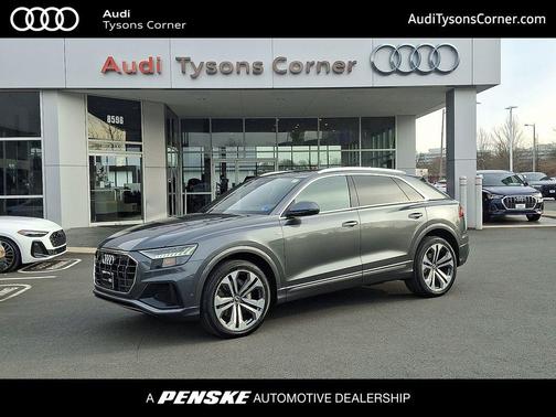 2022 Audi Q8 55 Premium Plus