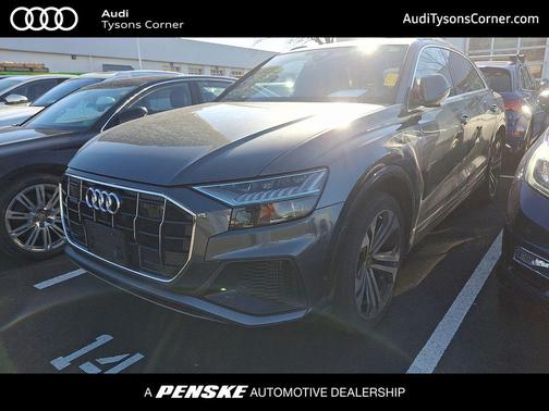 2022 Audi Q8 55 Premium Plus