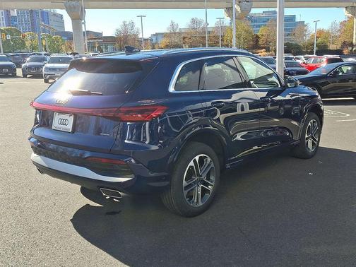 2025 Audi Q5 Premium TFSI quattro S tronic