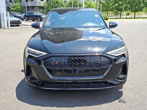 2022 Audi e-tron S Premium Plus