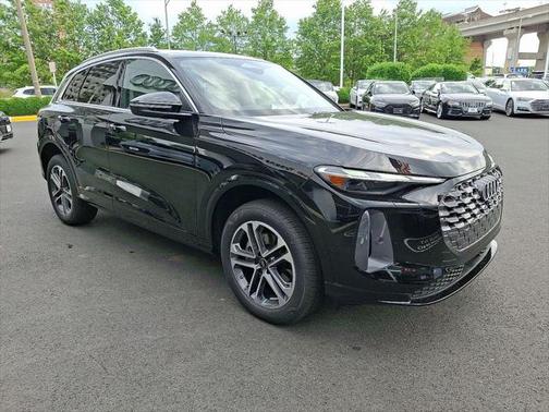 2025 Audi Q5 Premium