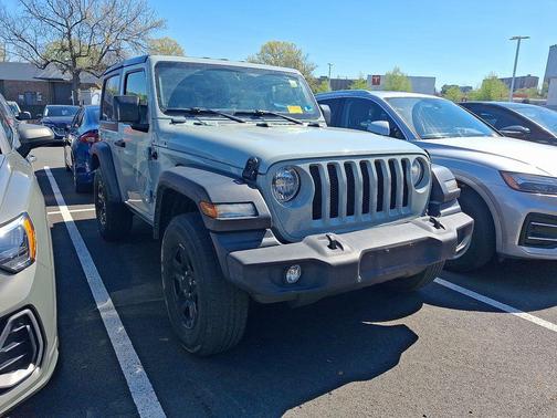 Earl Clearcoat 2023 Jeep Wrangler Sport