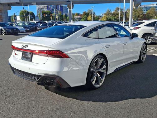 2023 Audi RS 7 4.0T