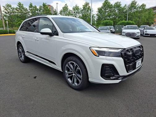2025 Audi Q7 45 Premium
