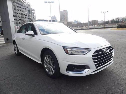 Photo 3 of 37 of 2021 Audi A4 40 Premium
