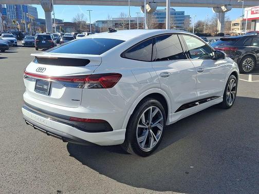 2025 Audi Q4 e-tron Sportback Premium 55 quattro