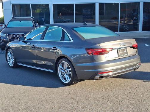 Daytona Gray Pearl 2021 Audi A4 45 S line Premium