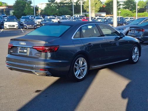 Daytona Gray Pearl 2021 Audi A4 45 S line Premium