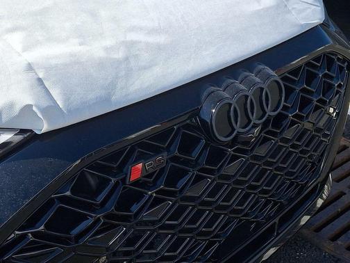 Mythos Black Metallic 2026 Audi RS 3 TFSI quattro S tronic