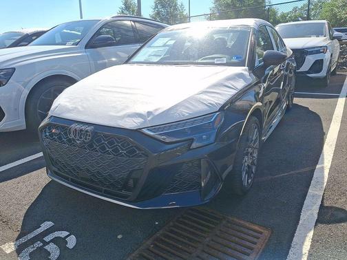 Mythos Black Metallic 2026 Audi RS 3 TFSI quattro S tronic